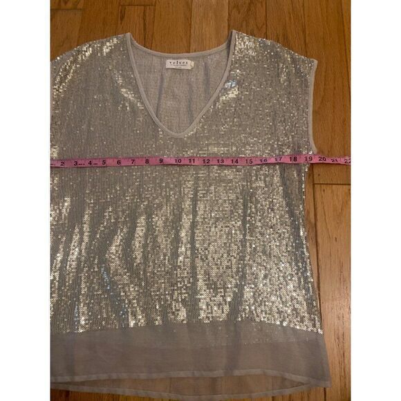 Velvet By Graham & Spencer women'sSequin Sleeveless Top P Silver Polyester V-Nec - Picture 6 of 8